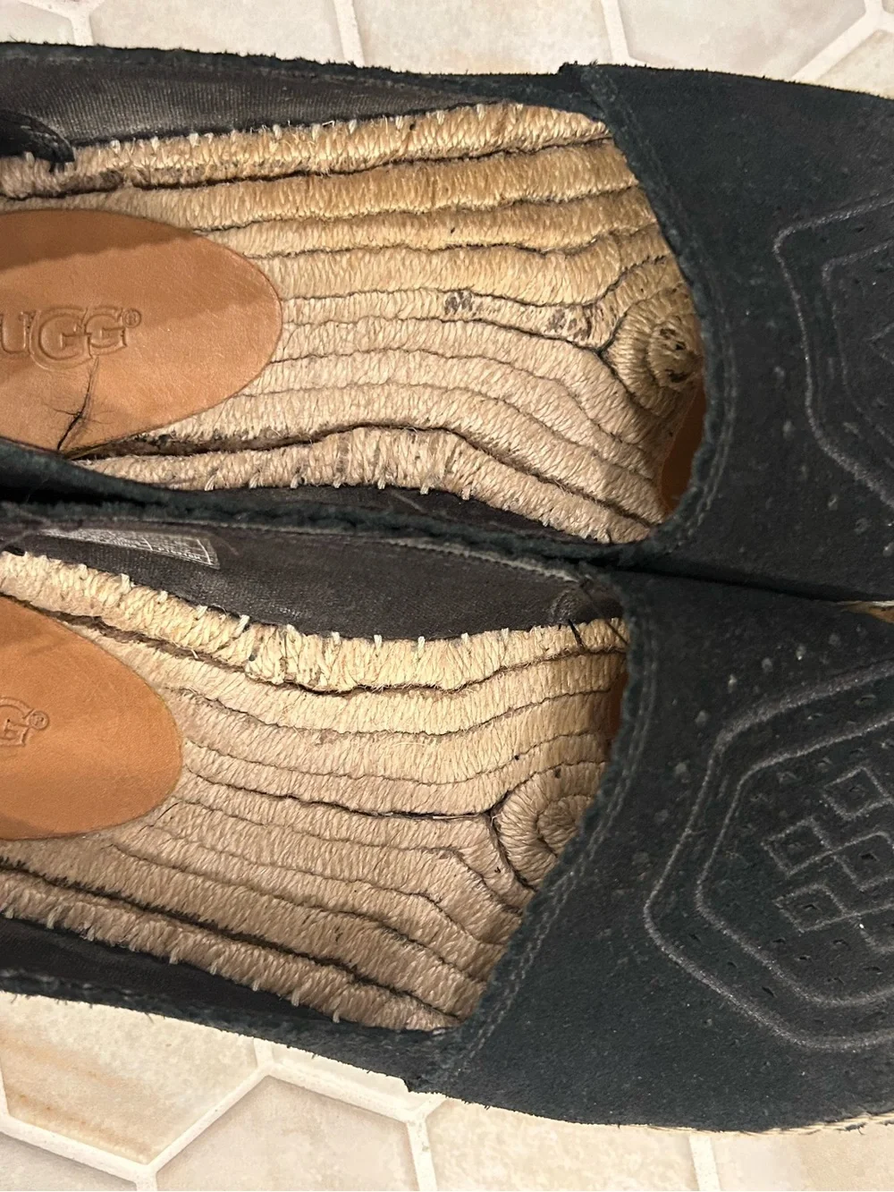 N/A ugg suede